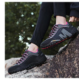 Leather hiking shoes for winter