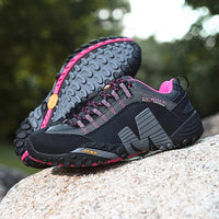 Leather hiking shoes for winter
